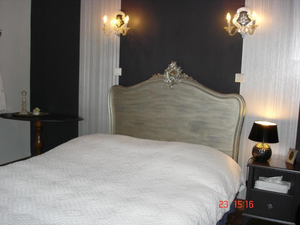 Logis Hotel Domaine Du Moulin Saint-Avold Δωμάτιο φωτογραφία